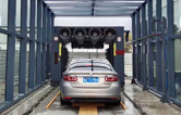 隴原大地某用戶全自動(dòng)洗車機(jī)交付使用！整體機(jī)身潮流化熏黑處理，彰顯品質(zhì)，更源于林頓對(duì)洗車設(shè)備事業(yè)的那份執(zhí)與追求！