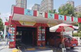 全自動(dòng)洗車機(jī)安裝場(chǎng)所之加油站!提升油站高品質(zhì)服務(wù)的企業(yè)形象，有利于口碑傳播！
